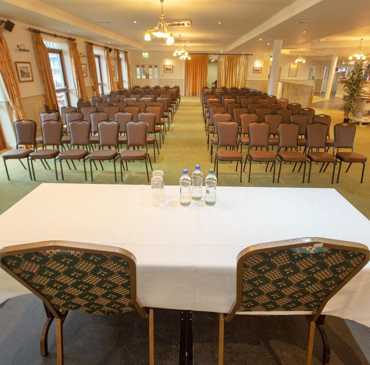 Peacockes Hotel Maam Cross Zewnętrze zdjęcie